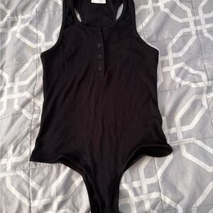 Chic Black Buttoned Women's Bodysuit